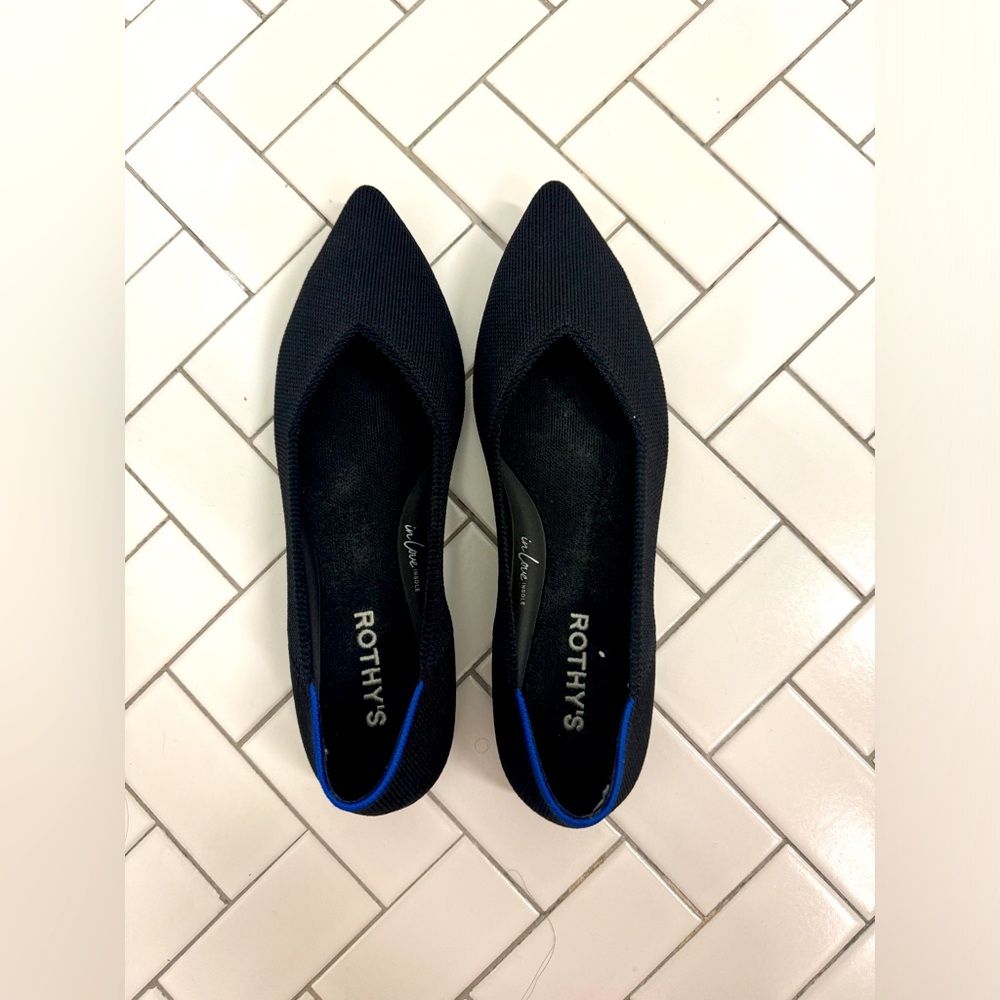 Rothy’s The Point II in Black Size 7.5 LIKE NEW